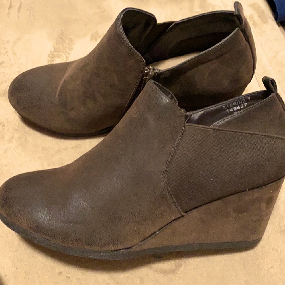 Brown Pierre Dumas size 9M